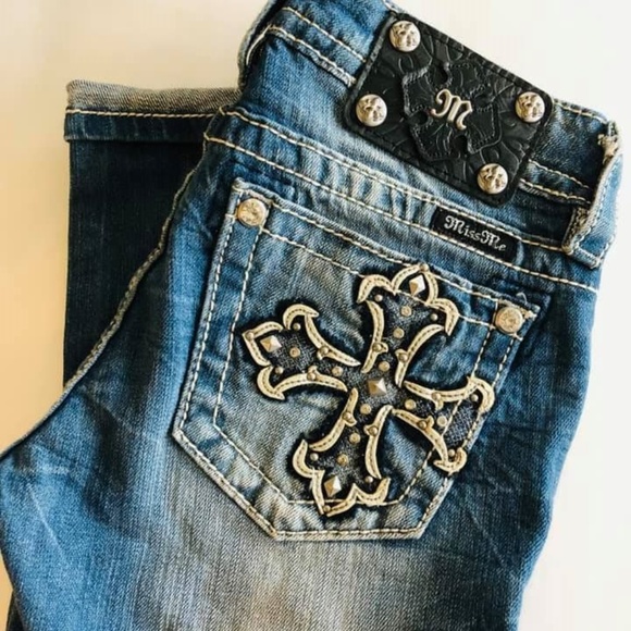 Miss Me Denim - Miss Me cuffed capri jeans 25